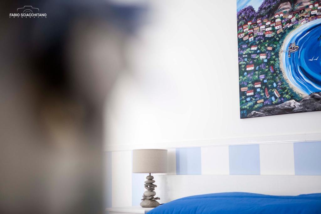 チウリ チウリ B&B パレルモ 部屋 写真